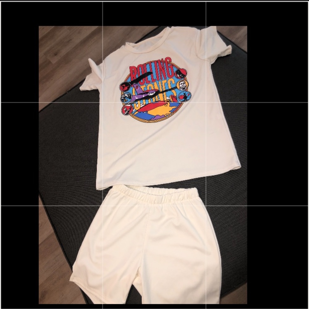 2 piece short graphic set